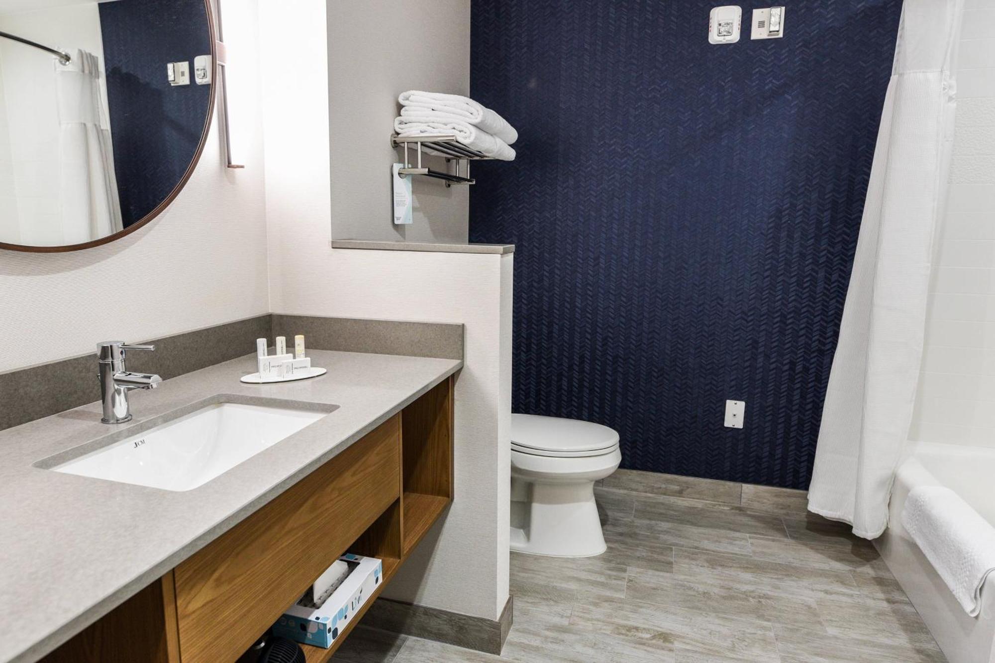 Fairfield Inn & Suites Ontario Ранчо Кукамонга Екстериор снимка