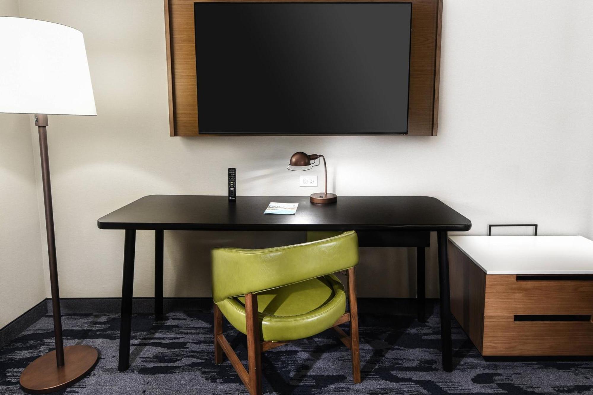 Fairfield Inn & Suites Ontario Ранчо Кукамонга Екстериор снимка